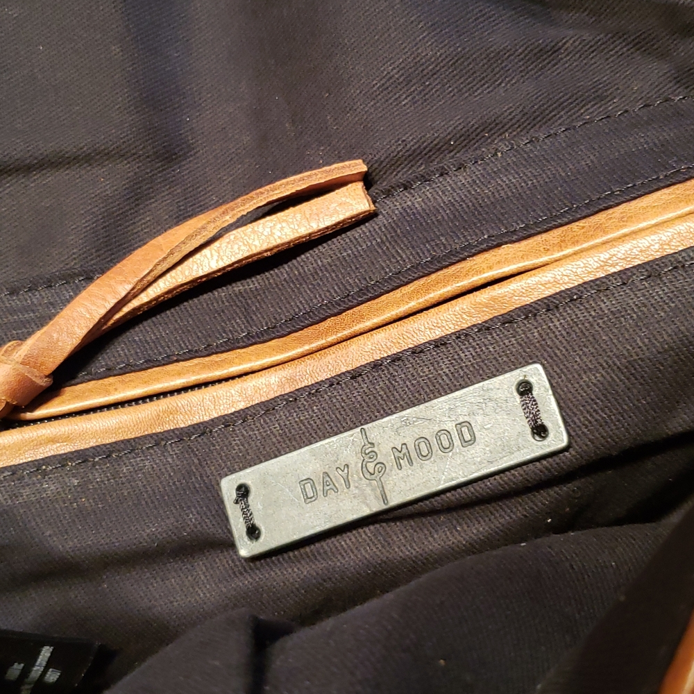 Day & Mood New Handbag Leather Xbody Shoulder Bag Purse Adjust Strap NWT GIFT - Picture 13 of 17